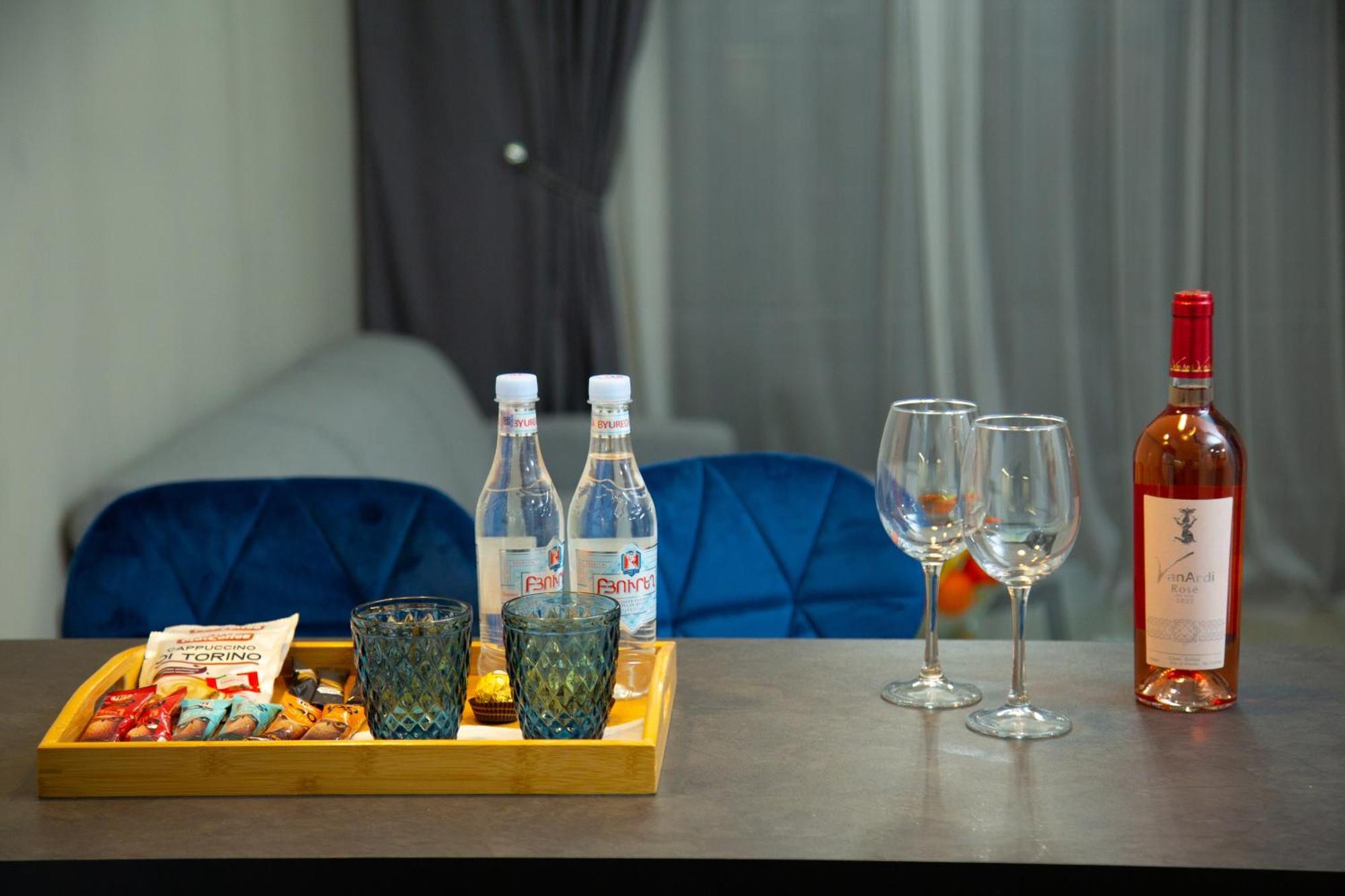 Sunday Apart Hotel Tsaghkadzor Bagian luar foto